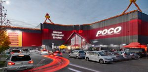 Pforzheimer Markt in Grau und Bordeaux von vorne
